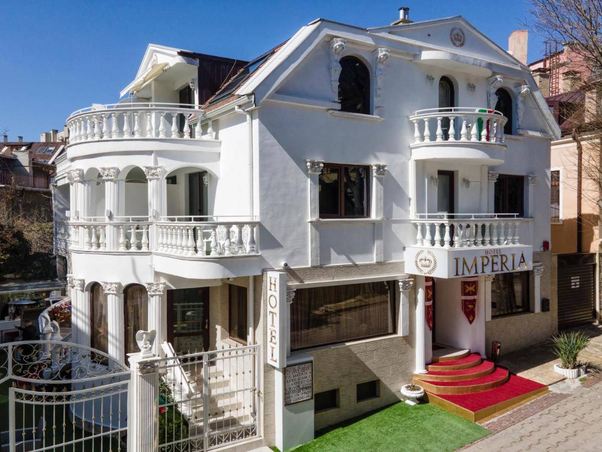 Imperia 3*